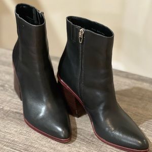 dolce vita Terrie Bootie- Black